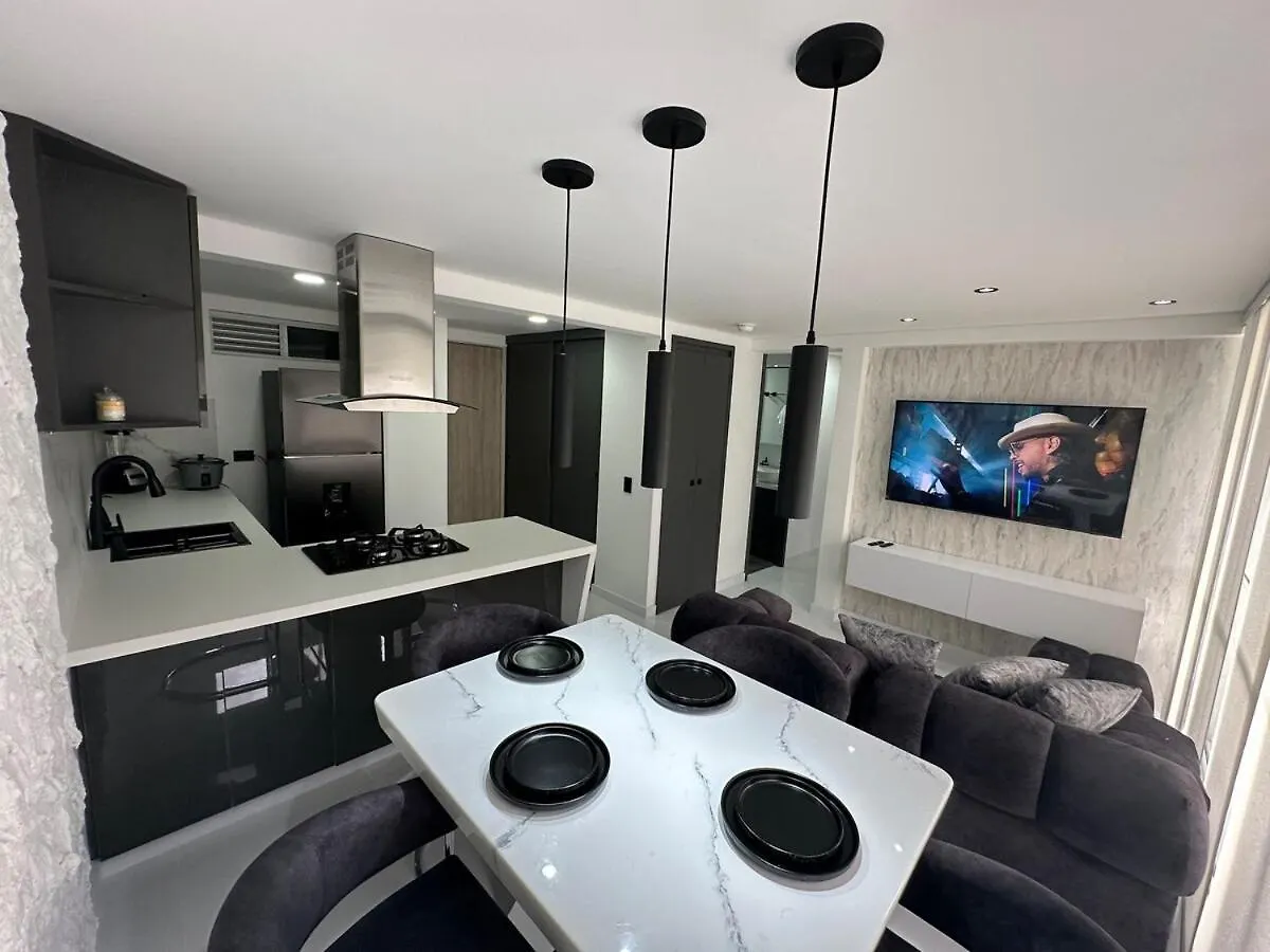 Cozy Apartment In Calasanz Medellin